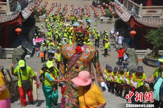 臺灣安平230名媽祖信眾赴媽祖故里湄洲島謁祖進(jìn)香