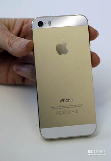 “土豪金”iPhone5S比真金還貴競(jìng)拍30萬臺(tái)幣