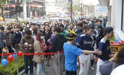 臺(tái)灣麥當(dāng)勞“國(guó)際早餐日”每店送1000個(gè)漢堡（圖）