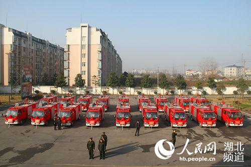 湖北潛江新增18臺(tái)消防車(chē)助力元旦消防安保