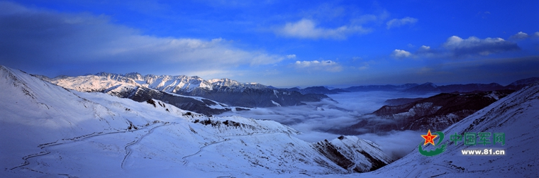 【網(wǎng)路媒體走轉(zhuǎn)改】想一想，餓著肚子穿著單衣爬雪山有多難