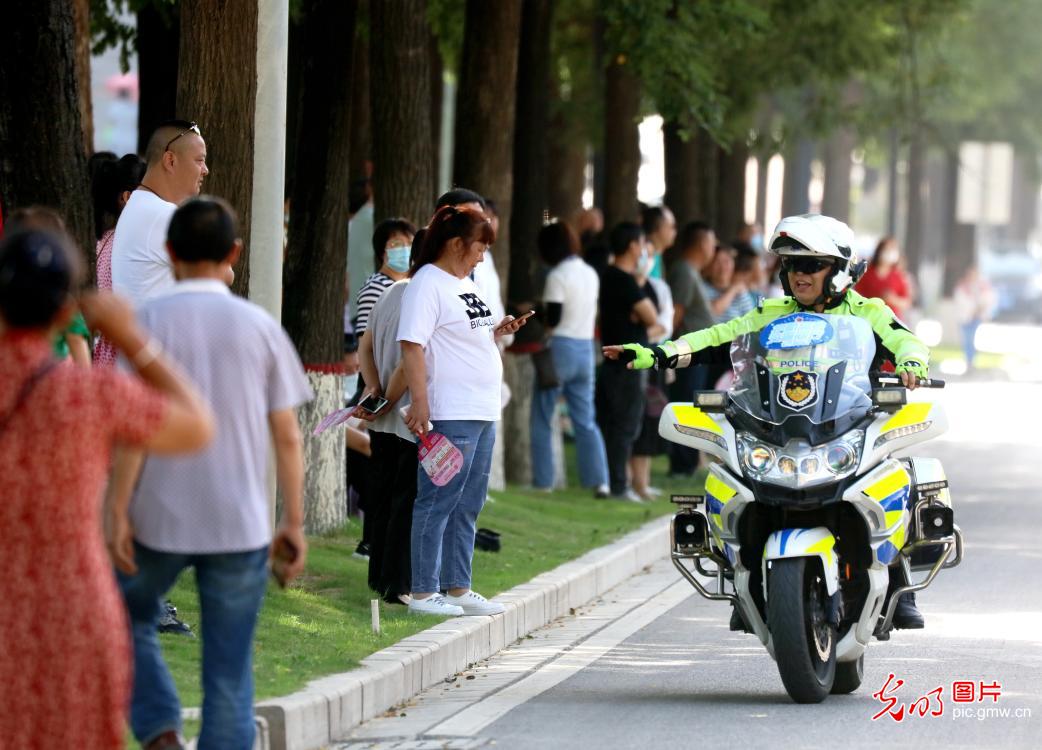 【備戰(zhàn)高考】愛心接力 護航高考