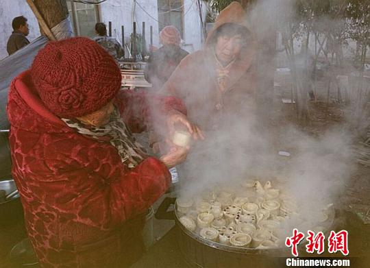 徐州馬莊第31屆元宵燈會如期舉行傳統(tǒng)面燈得以接力傳承